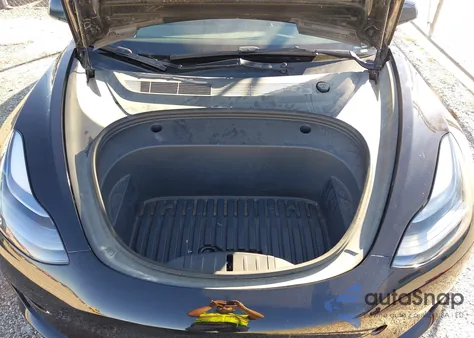 2023 Tesla Model 3 Rear-Wheel Drive z USA, uszkodzony, nr VIN 5YJ3E1EA8PF437990